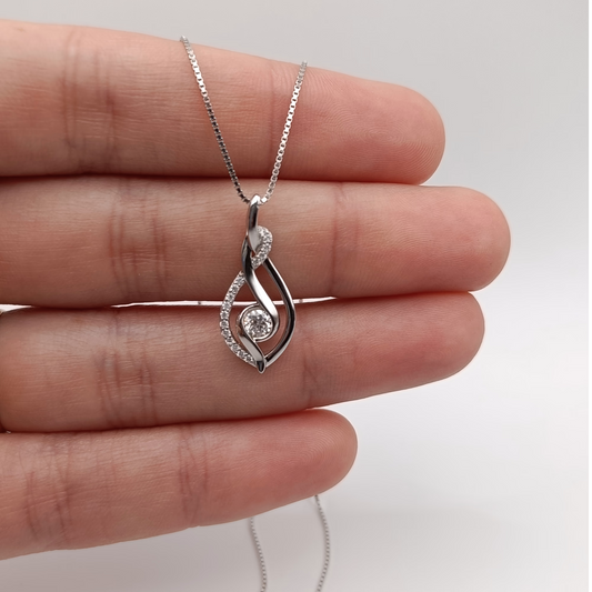 Collar Danza del Destino en Plata con Moissanita. Ed. "Elección Eterna"