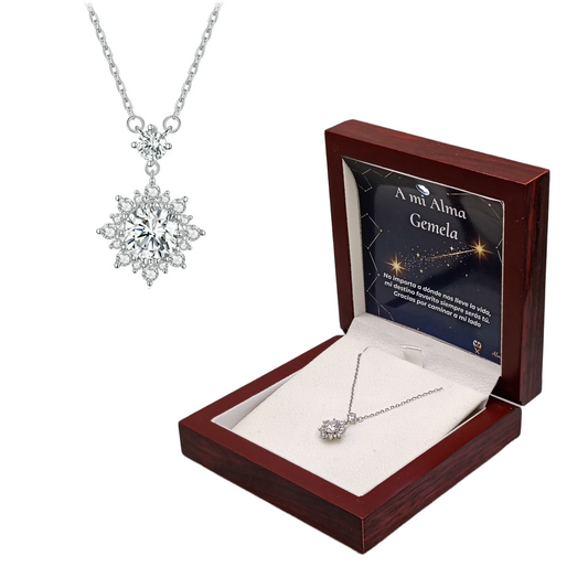 Collar Destello Infinito en Plata con Moissanita. Ed. "Alma Gemela"