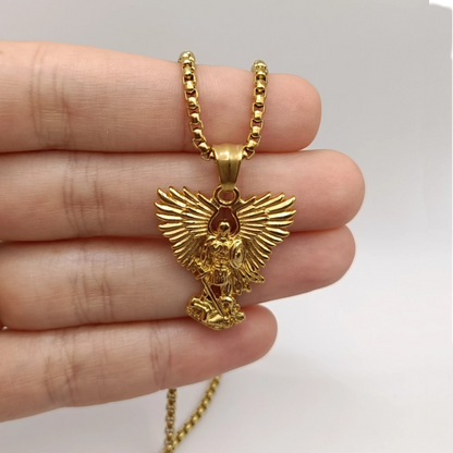 Colgante Arcángel San Miguel de Acero · Tarjeta con Oración
