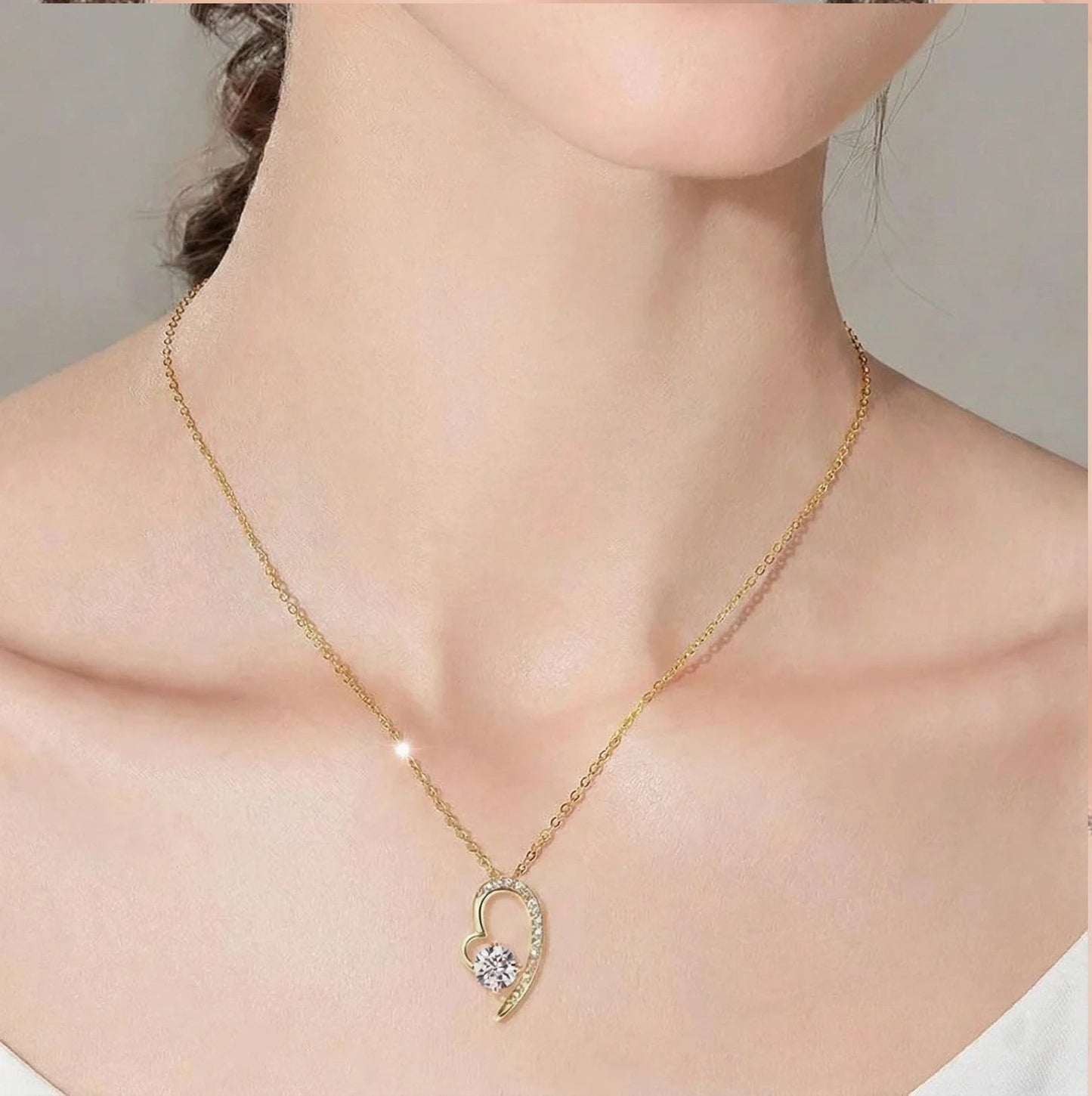Collar Alma Enamorada de Plata de Ley y Moissanita (Amor) con la tarjeta Elección Eterna - DarAlma - Regalos Personalizados