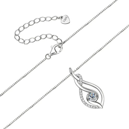 Collar Danza del Destino en Plata con Moissanita. Ed. "Legado de Amor"