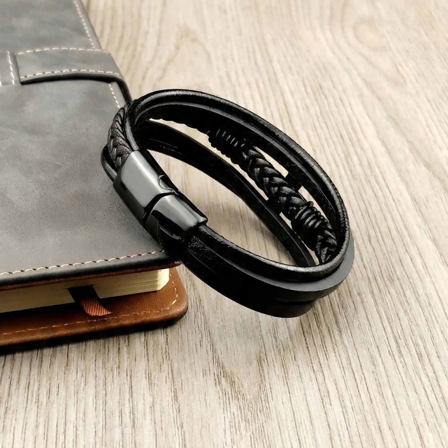 Pulsera Protección Divina de Acero Inox (Protección) con la tarjeta Salmo 91 - DarAlma - Regalos Personalizados